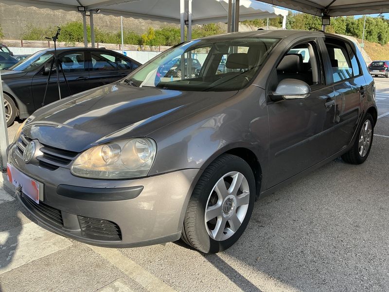 Volkswagen Golf V 1.4 FSI — 1/8