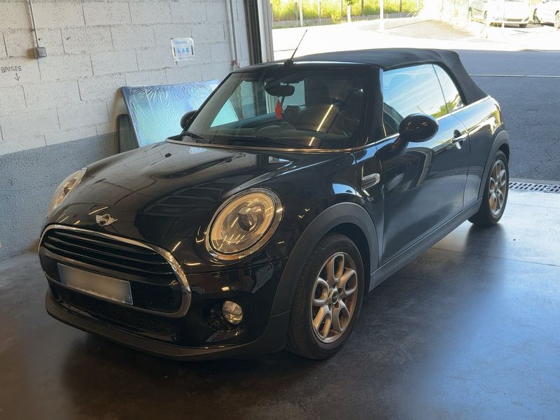 MINI Cabrio Cooper D — фото 1