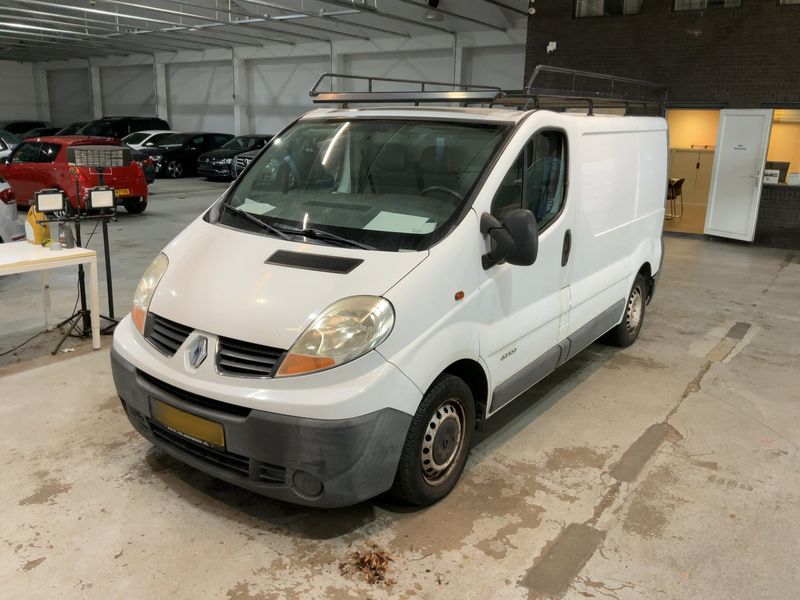 Renault Trafic 1.9 Diesel — фото 1