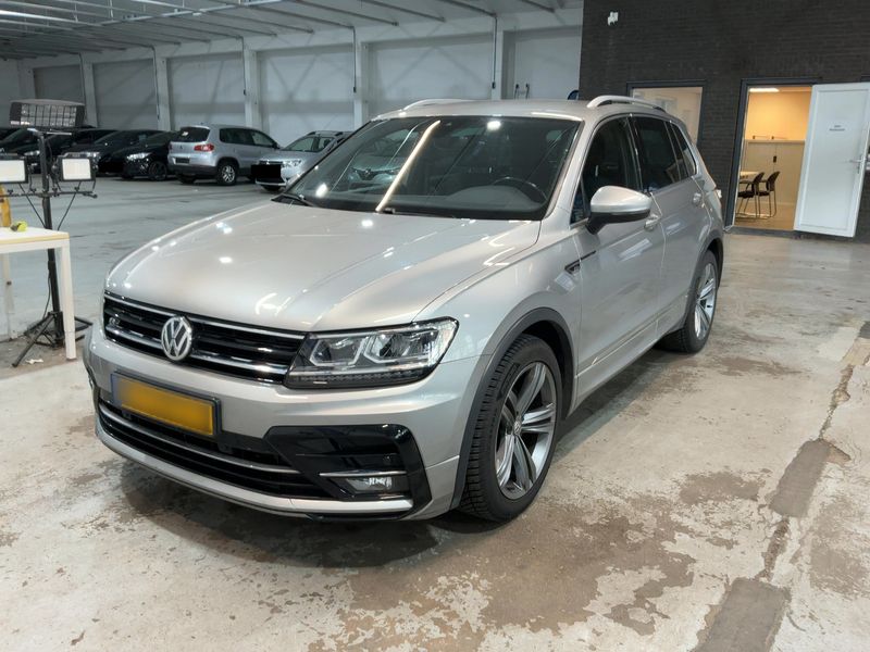 Volkswagen Tiguan 1.5 TSI ACT — фото 1