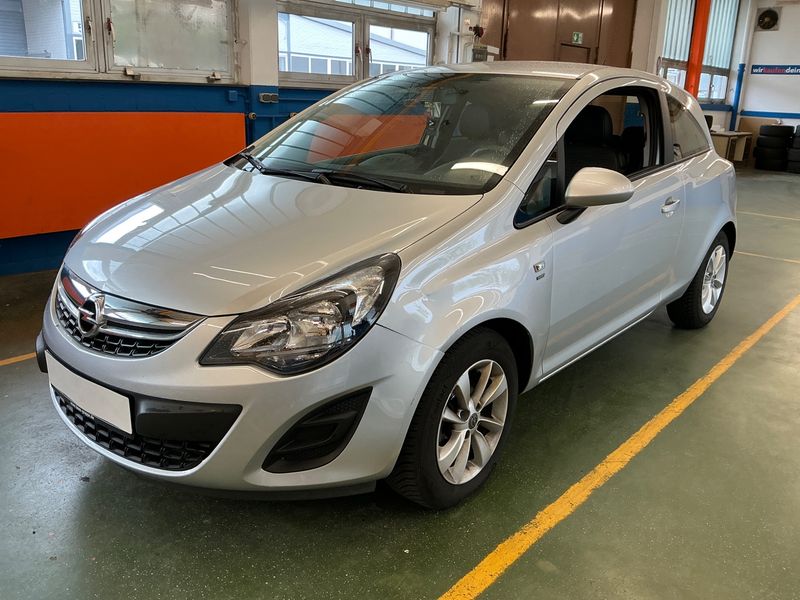 Opel Corsa 1.2 — 1/8