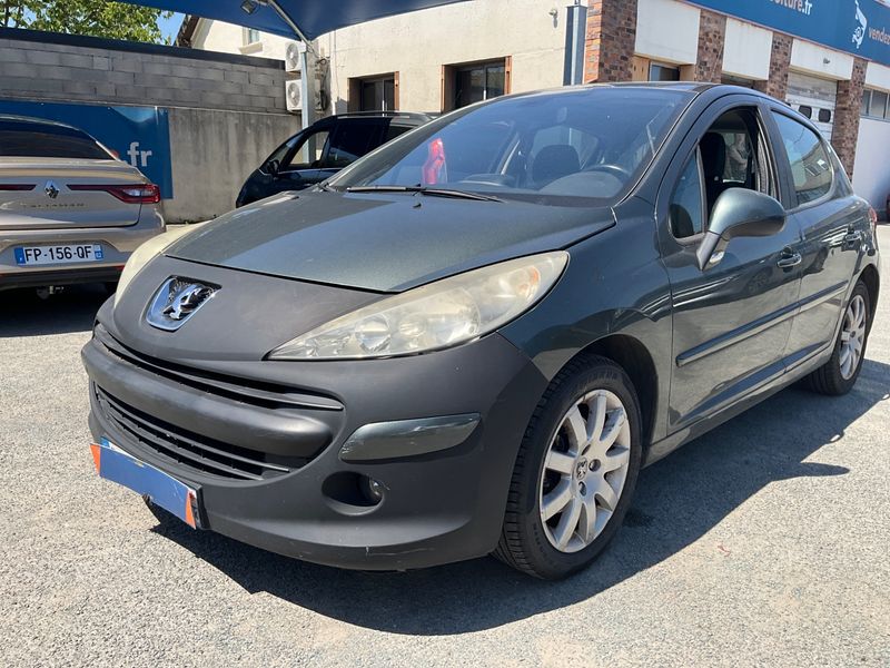 Peugeot 207 1.6 — 1/8