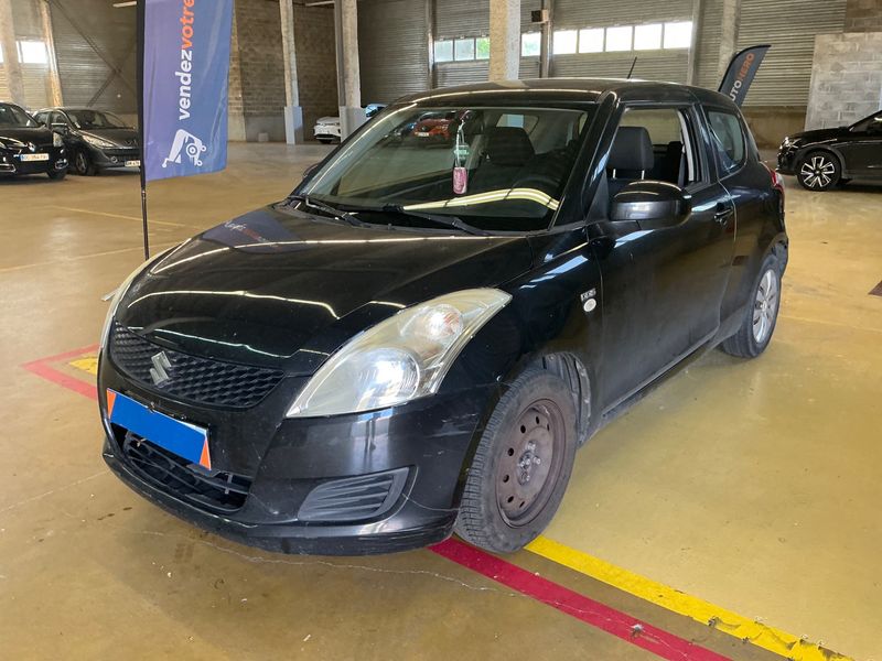 Suzuki Swift 1.3 DDiS — 1/8