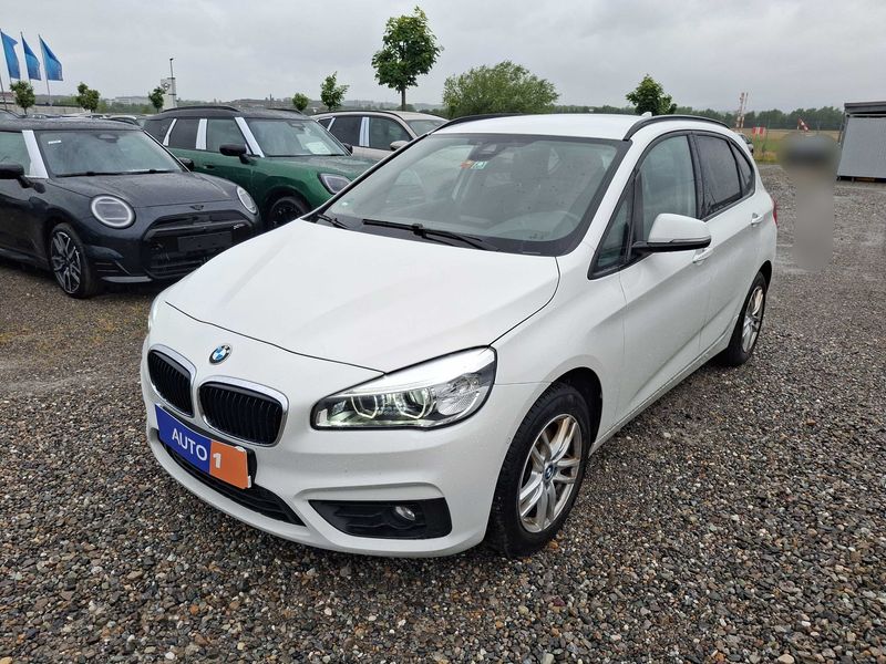 BMW 2er 220i Active Tourer — фото 1