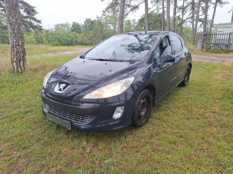Peugeot 308 1.6 HDi — 1/8