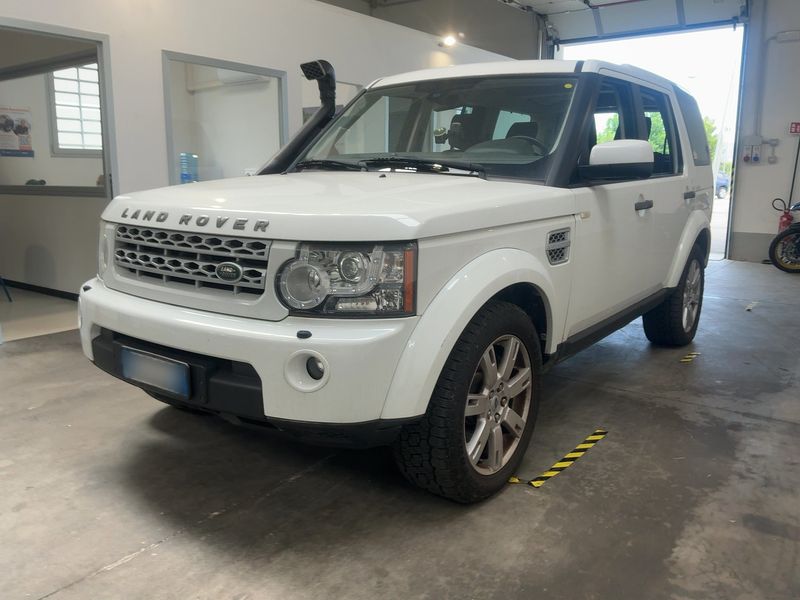 Land Rover Discovery 4 3.0 TD V6 — фото 1
