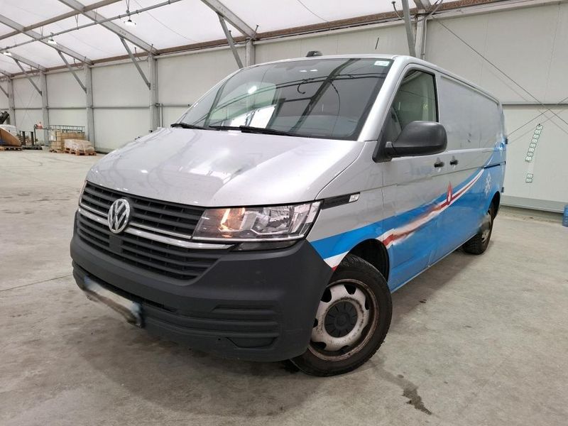 Volkswagen T6 Transporter 2.0 TDI — 1/8