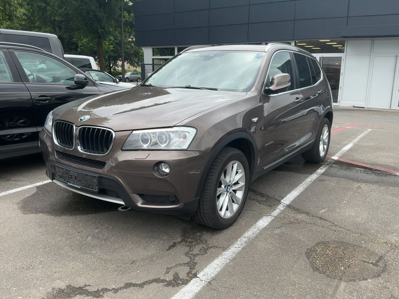 BMW X3 xDrive 20d — фото 1