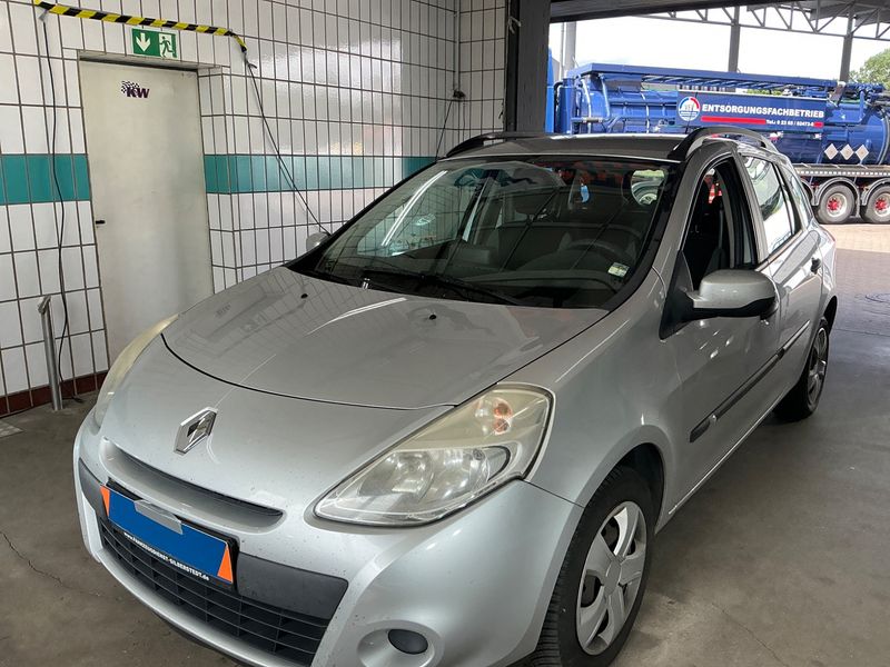 Renault Clio 1.5 dCi — 1/8