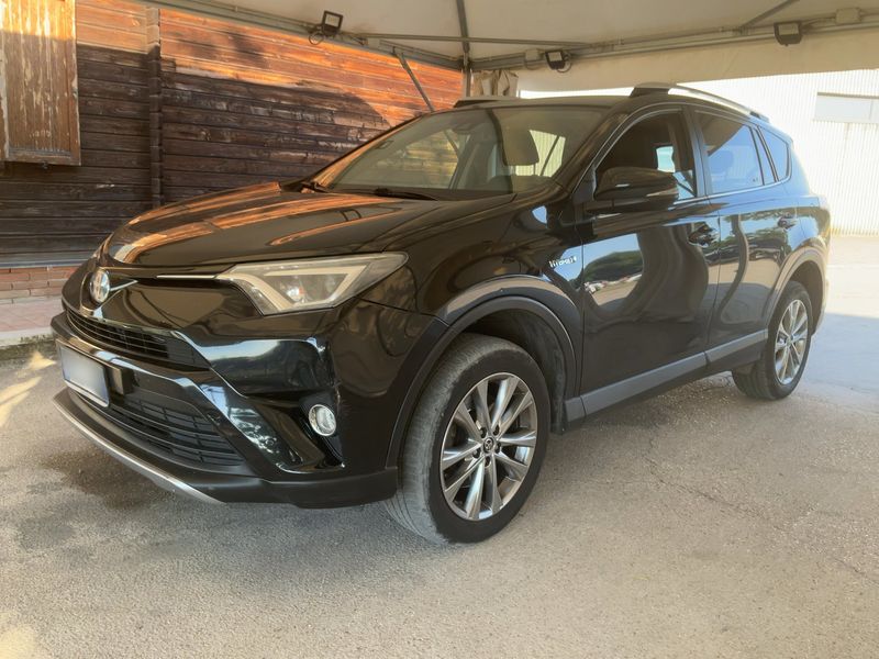 Toyota RAV 4 2.5 Hybrid — 1/8