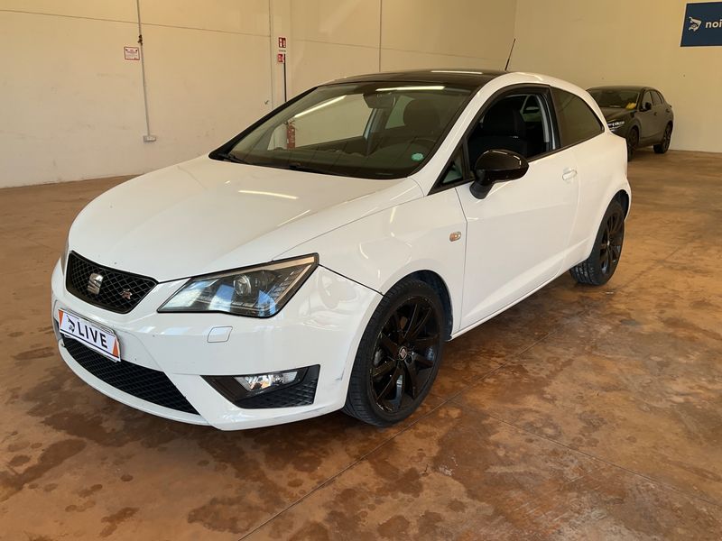 Seat Ibiza 1.4 TDI — фото 1