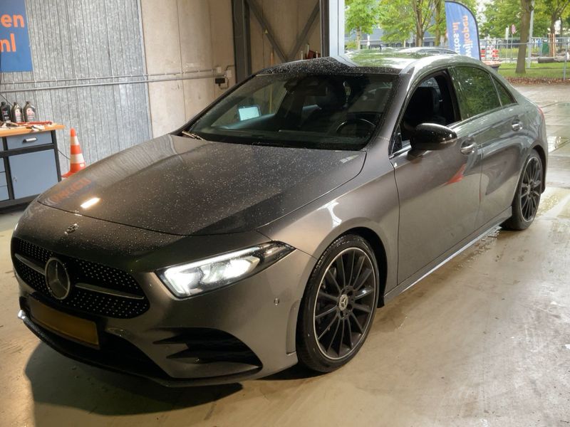 Mercedes-Benz A-Klasse Limousine A 200 — 1/8