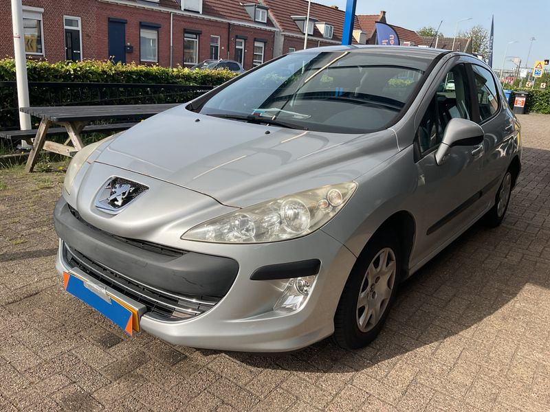Peugeot 308 1.6 — 1/8