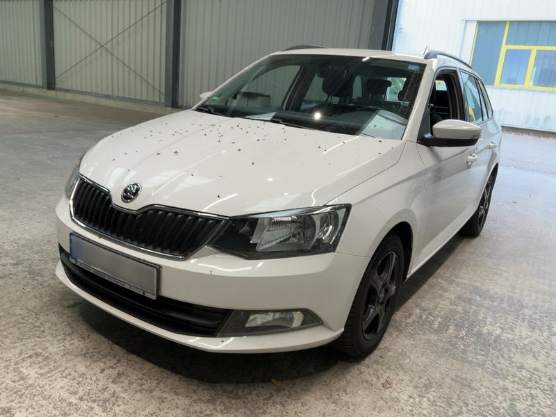 Skoda Fabia 1.0 TSI — 1/8