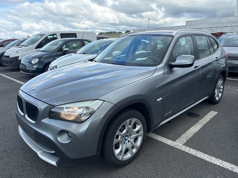 BMW X1 xDrive 20i — 1/8