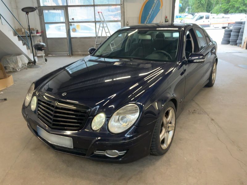 Mercedes-Benz E-Klasse E 320 CDI — 1/8