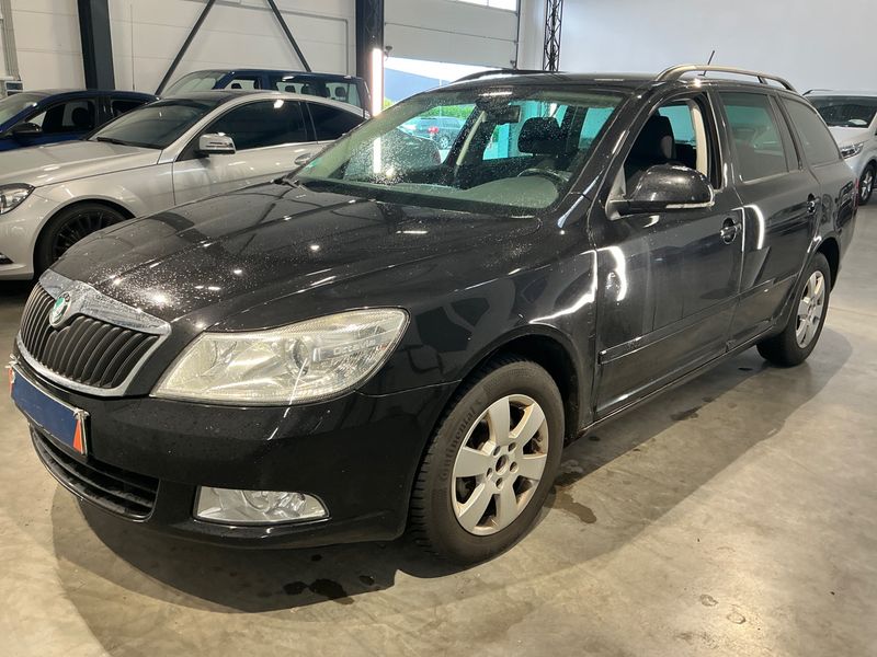 Skoda Octavia 2.0 TDI — 1/8