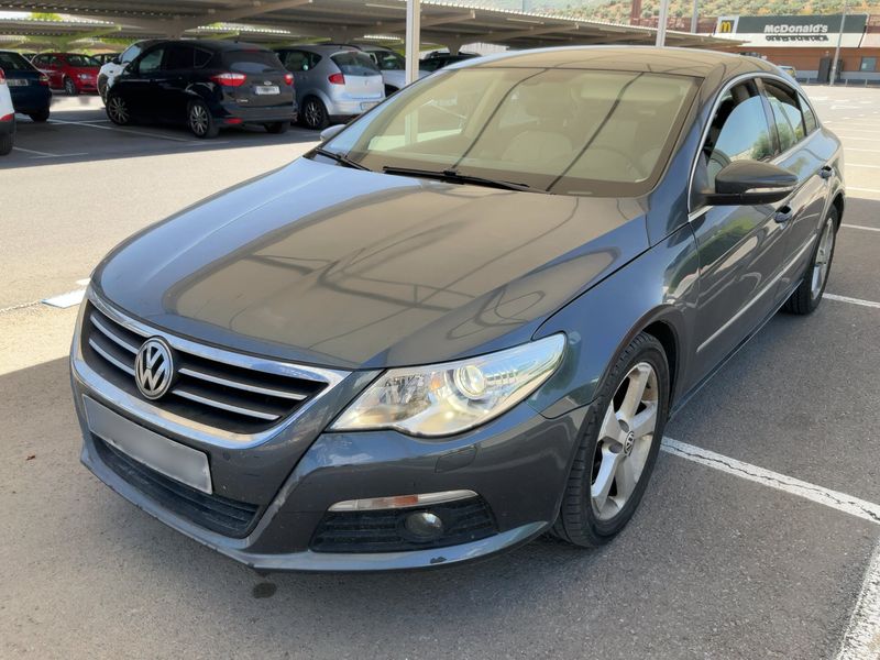 Volkswagen Passat CC 2.0 TDI — фото 1