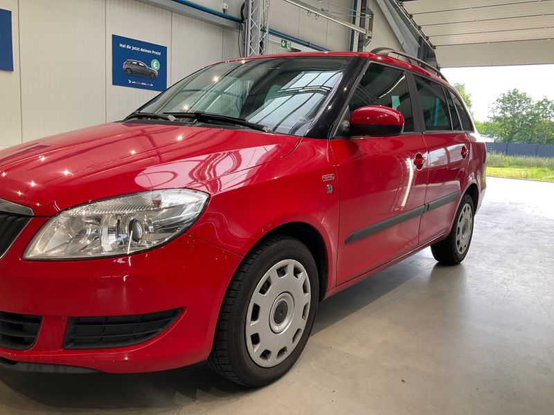 Skoda Fabia 1.2 TSI — 1/8