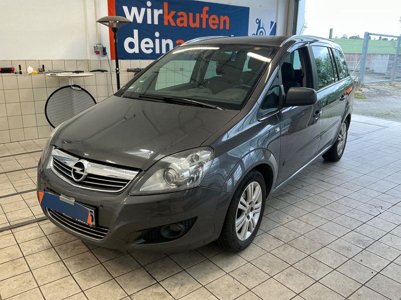 Opel Zafira 1.8 — 1/8