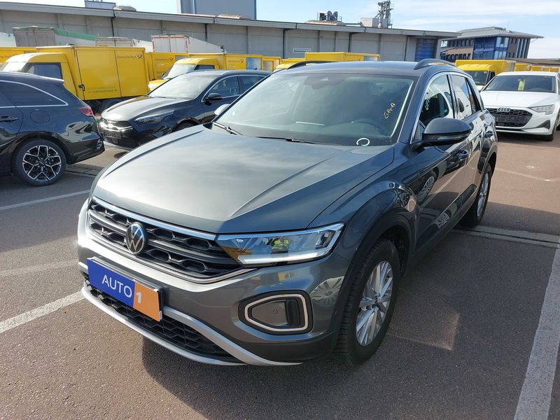 Volkswagen T-Roc 1.0 TSI — 1/8