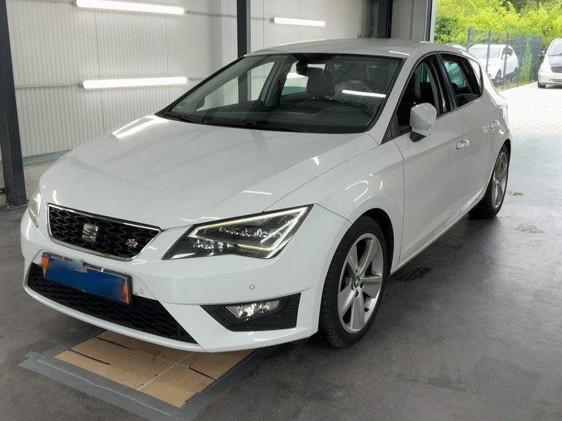 Seat Leon 1.4 TSI ACT — фото 1