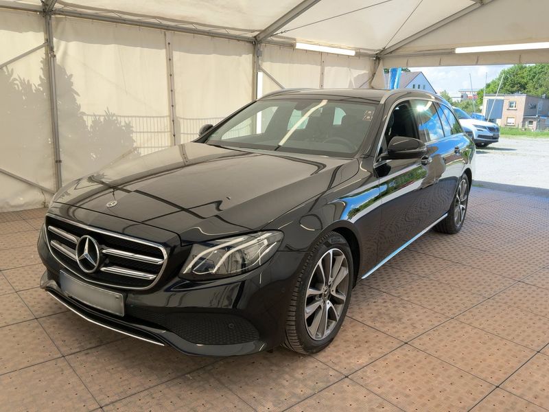 Mercedes-Benz E-Klasse E 200 d — фото 1
