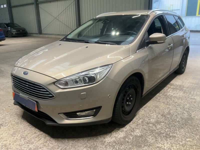 Ford Focus 1.5 EcoBoost — 1/8