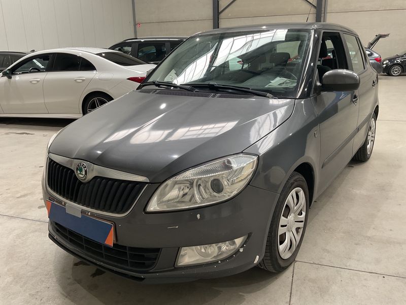 Skoda Fabia 1.2 TDI — 1/8