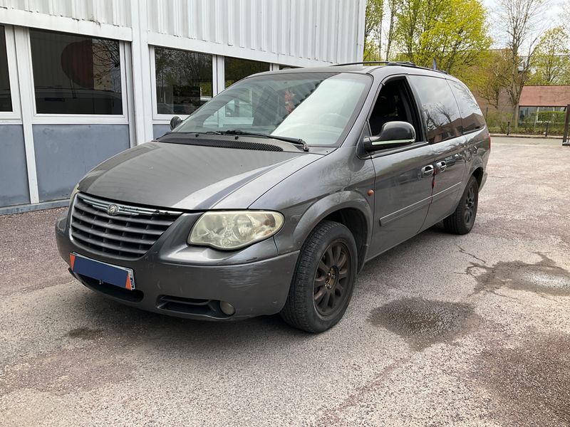 Chrysler Grand Voyager 2.5 CRD — 1/8