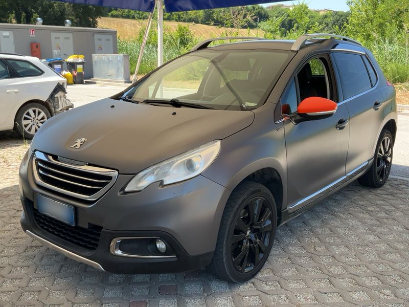 Peugeot 2008 1.6 Blue-HDi — 1/8
