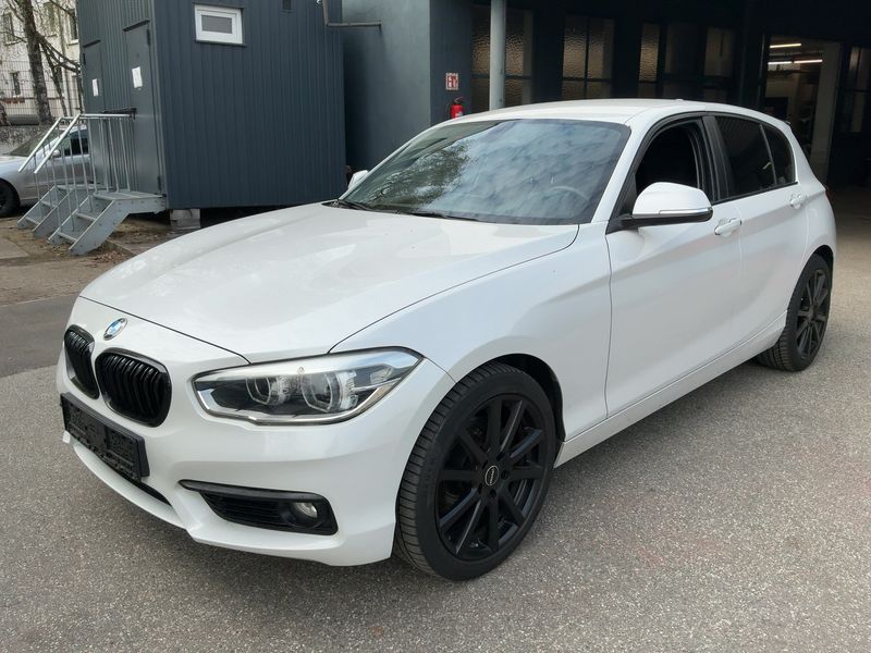 BMW 1er 120i — 1/8