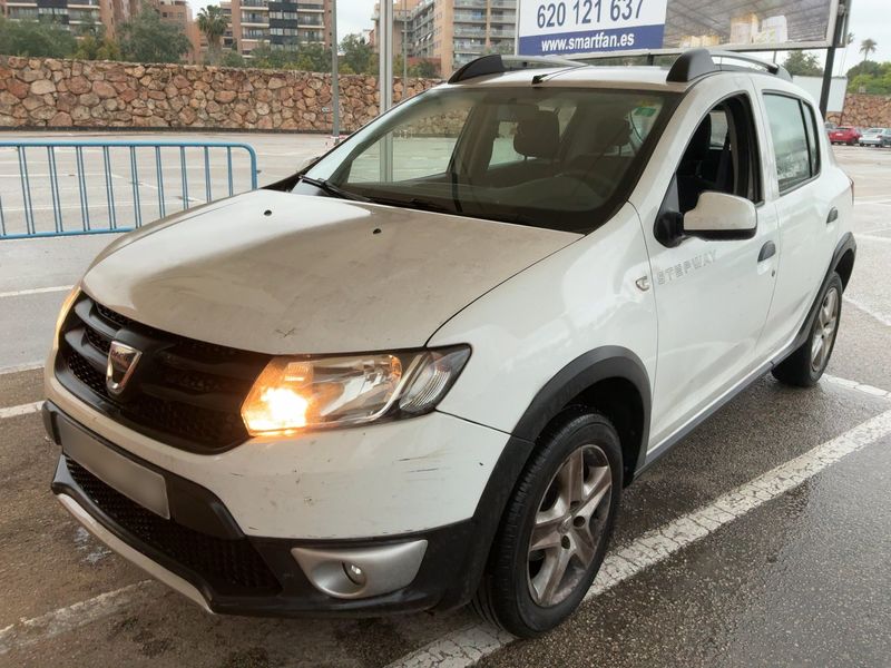Dacia Sandero 0.9 TCe — 1/8