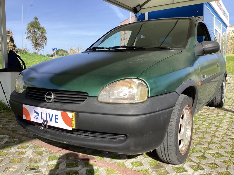 Opel Corsa 1.0 — 1/8