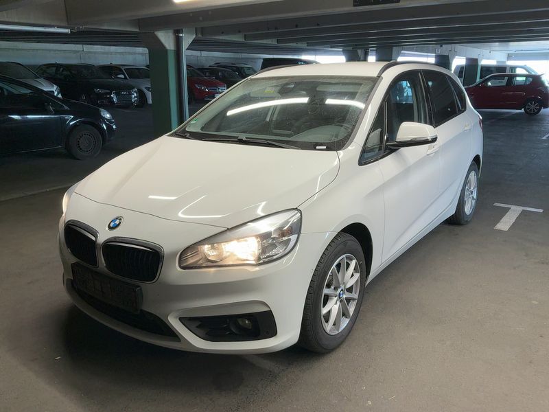 BMW 2er 216i Active Tourer — фото 1