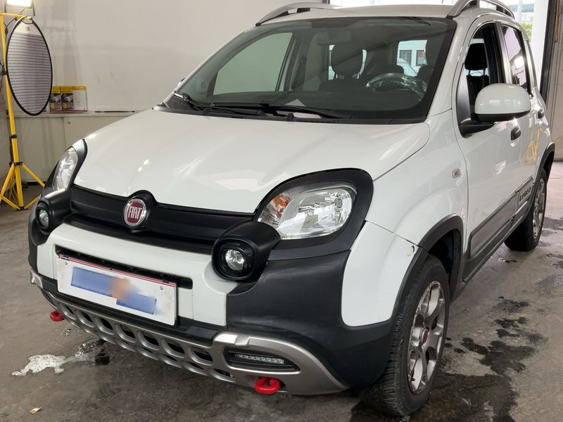 Fiat Panda 0.9 — 1/8