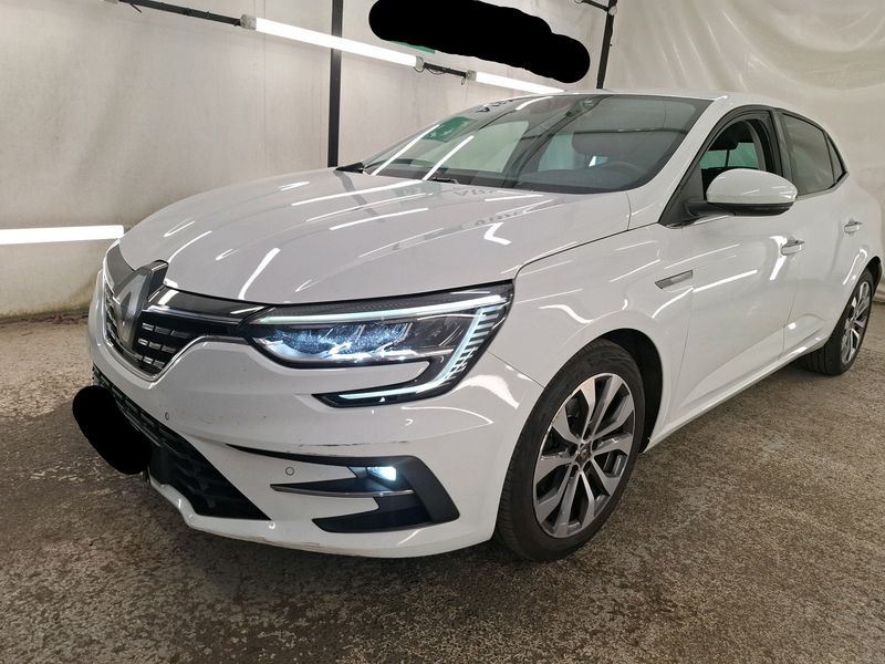 Renault Megane 1.3 TCe — 1/8