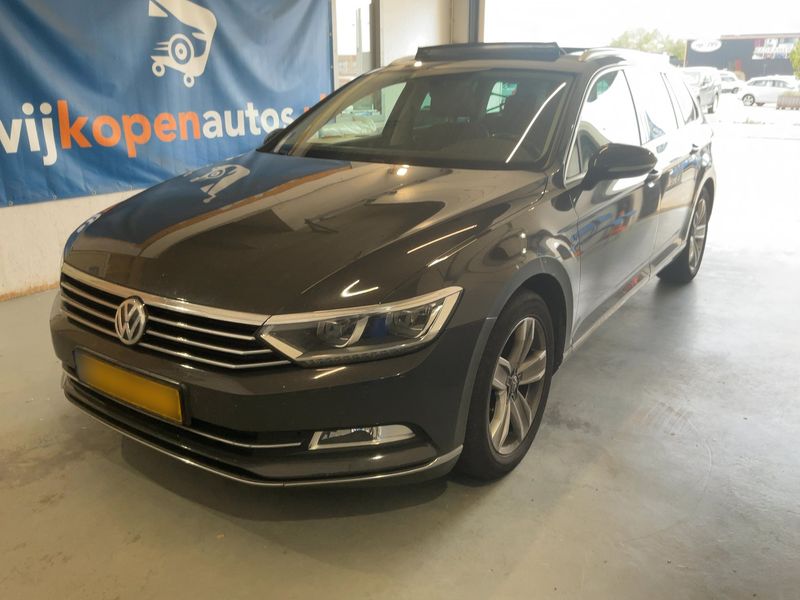 Volkswagen Passat 1.4 TSI ACT — фото 1