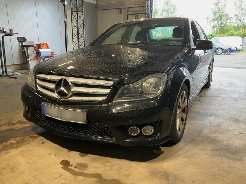 Mercedes-Benz C-Klasse C 200 CGI — 1/8