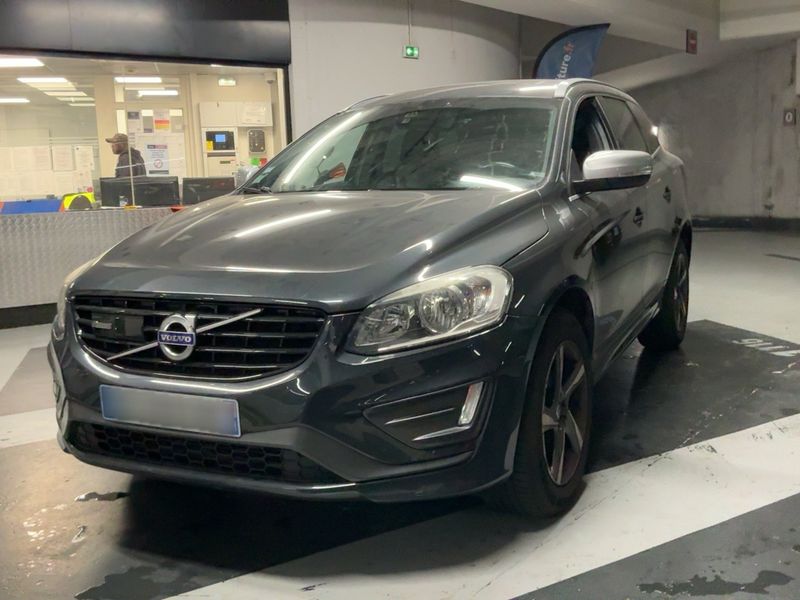 Volvo XC60 2.4 D4 — фото 1
