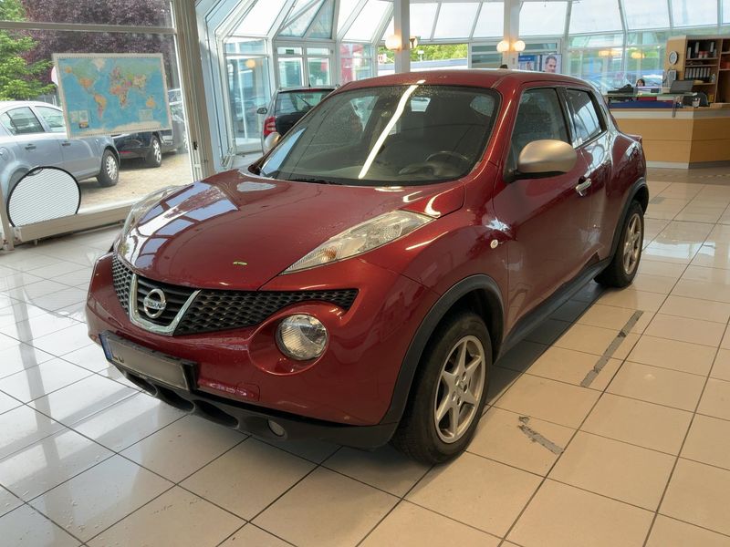 Nissan Juke 1.6 — 1/8