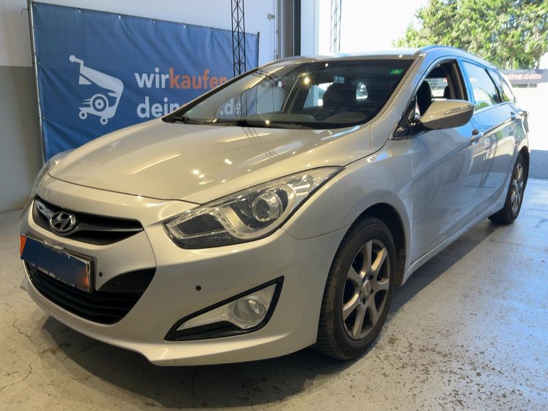 Hyundai i40 1.6 — 1/8