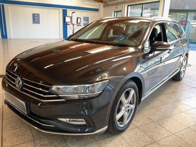 Volkswagen Passat 2.0 TDI — 1/8