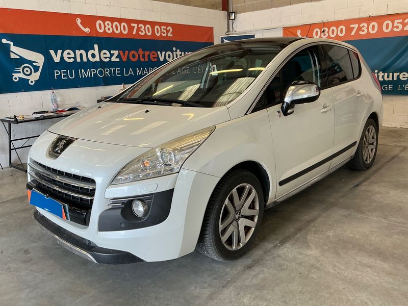 Peugeot 3008 2.0 HDi Hybrid4 — фото 1