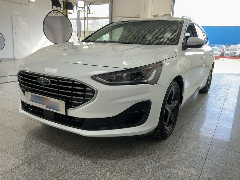 Ford Focus 1.5 TDCi EcoBlue — фото 1