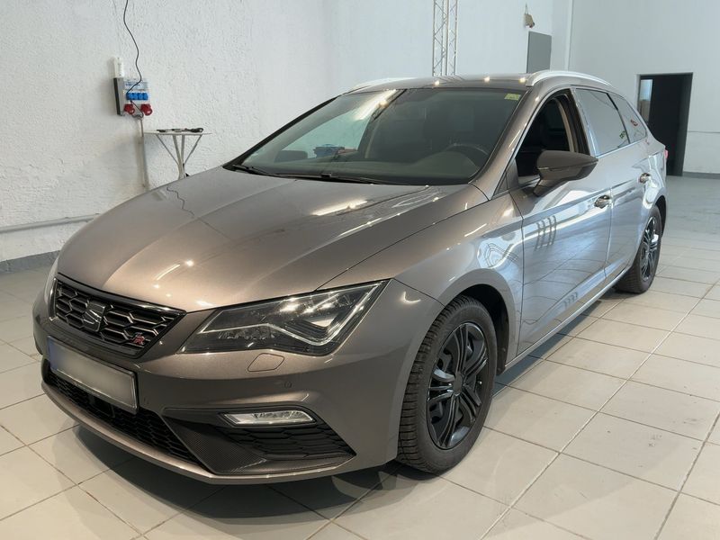 Seat Leon 1.8 TSI — фото 1
