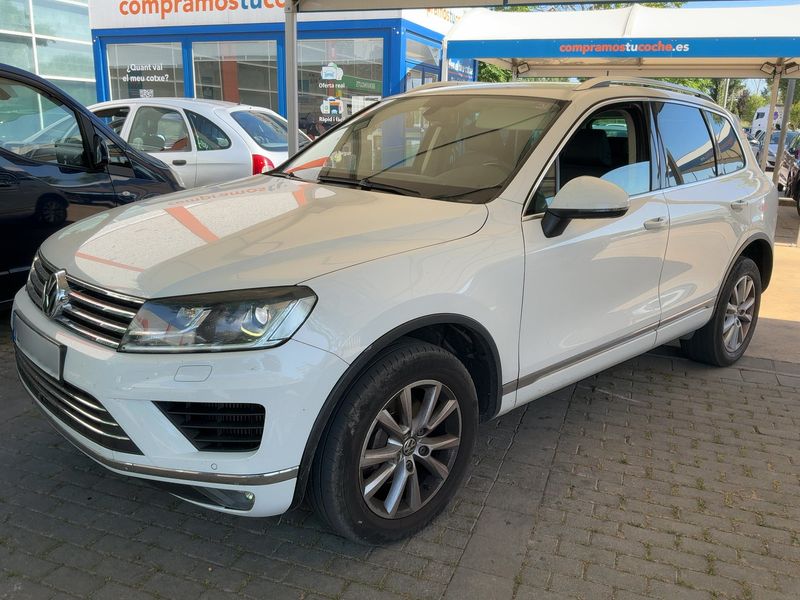 Volkswagen Touareg 3.0 V6 TDI — 1/8