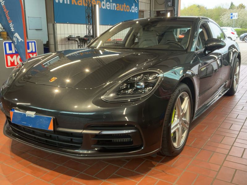 Porsche Panamera 4 E-Hybrid — 1/8