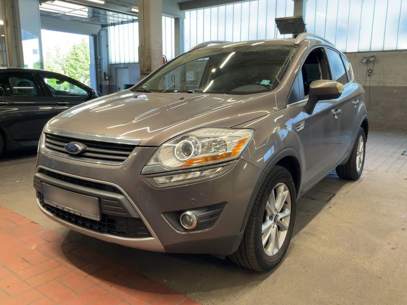 Ford Kuga 2.0 TDCi — 1/8