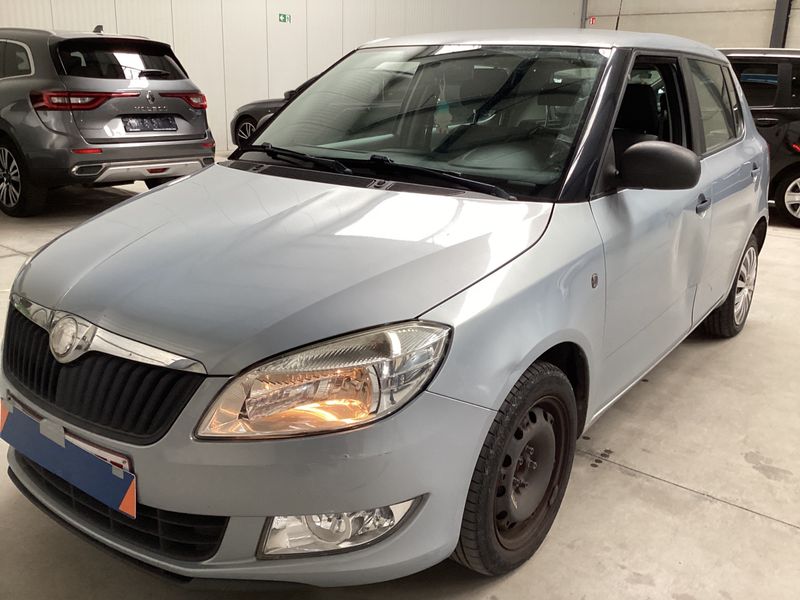 Skoda Fabia 1.2 — 1/8